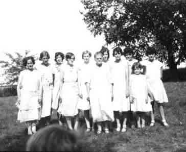 Rachel Hume and her granddaughters