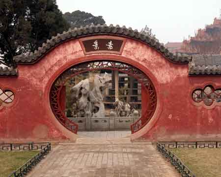 Gate inside Dia Temple